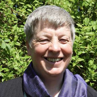 Dr. Joanna Nurse